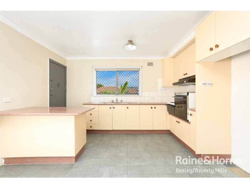 79 Kingsway, Kingsgrove NSW 2208