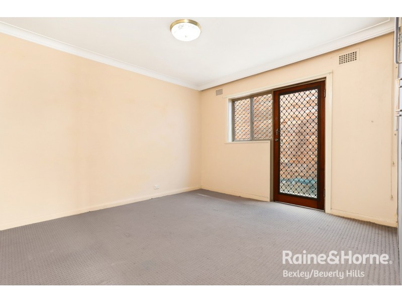 79 Kingsway, Kingsgrove NSW 2208