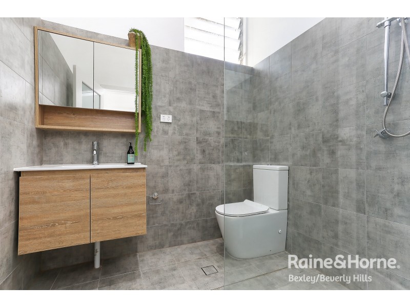 2/3 Glenfarne Street, Bexley NSW 2207