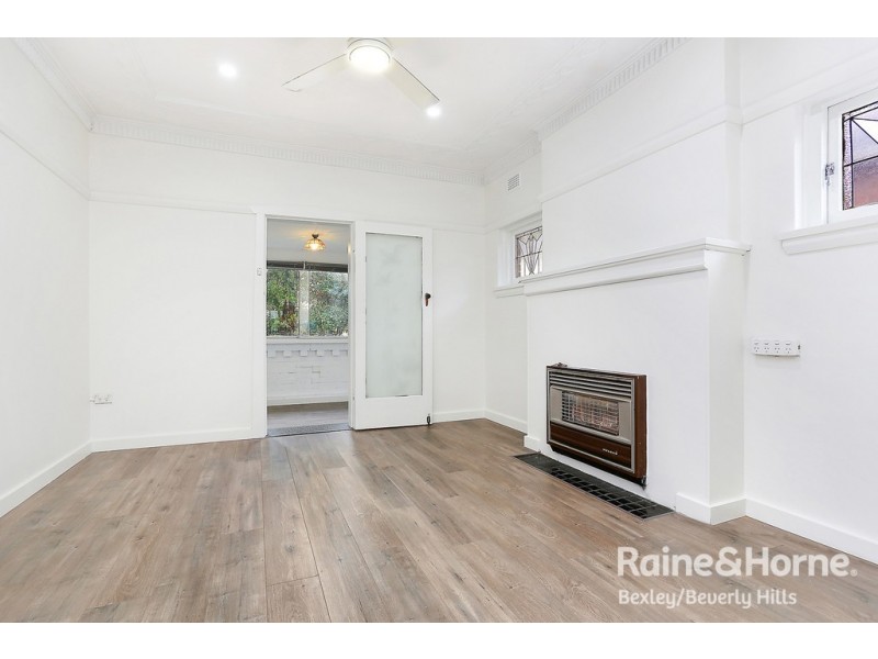 69 Warraroong Street, Beverly Hills NSW 2209