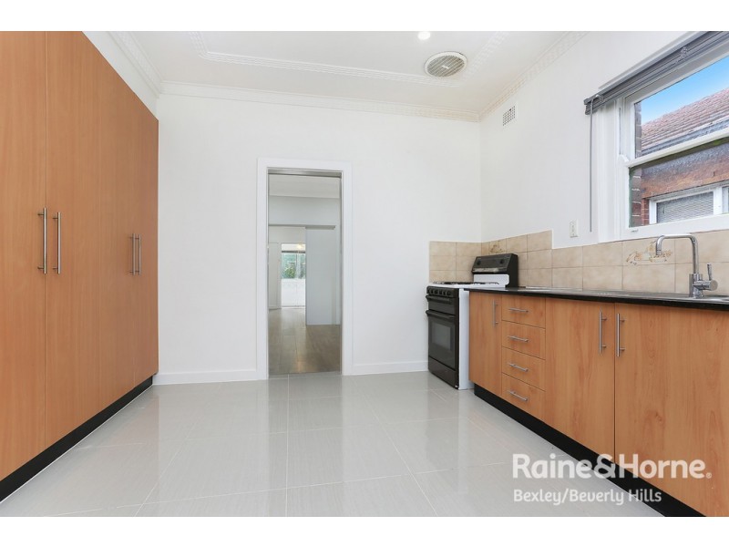 69 Warraroong Street, Beverly Hills NSW 2209