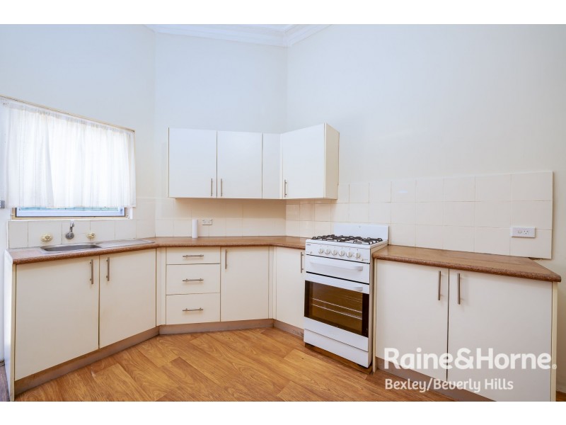 1/51 Gloucester Road, Hurstville NSW 2220