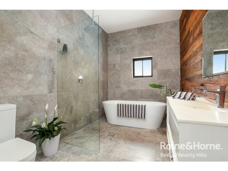 32 Preddys Road, Bexley NSW 2207