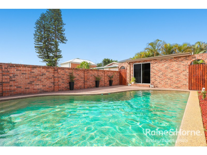 32 Preddys Road, Bexley NSW 2207