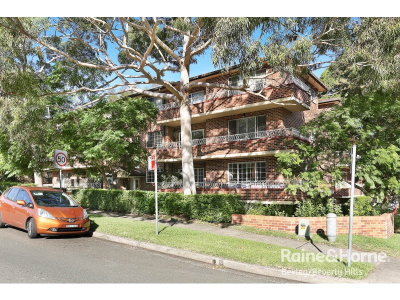 13/26-30 Hampton Court Road, Carlton NSW 2218