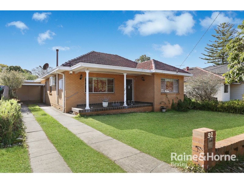 92 Stoddart Street, Roselands NSW 2196