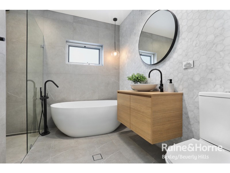 2 Berenice Street, Roselands NSW 2196