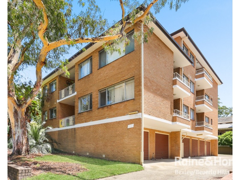 1/33 Bembridge Street, Carlton NSW 2218