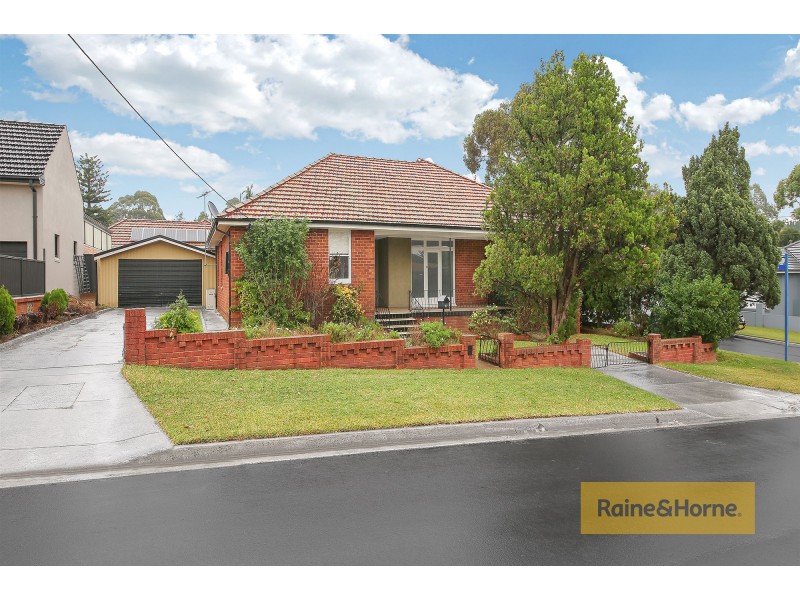 1 Berenice Street, Roselands NSW 2196
