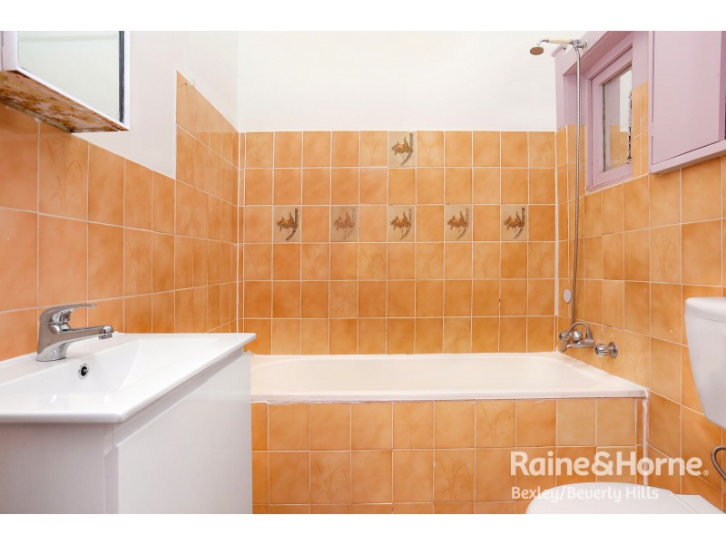 2/417 Forest Road, Bexley NSW 2207