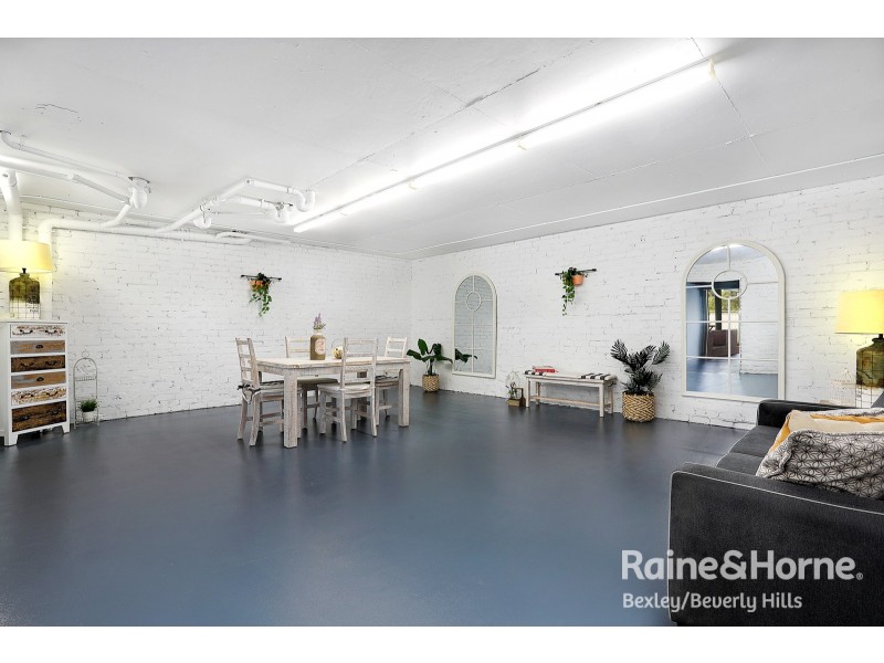 2B Hillcrest Avenue, Bardwell Valley NSW 2207