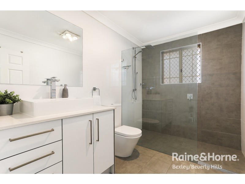 2B Hillcrest Avenue, Bardwell Valley NSW 2207