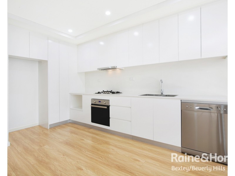 208/2a Cooks Avenue, Canterbury NSW 2193