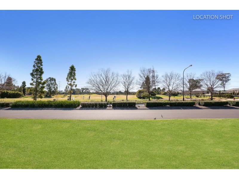 13 Pennard Crescent, Luddenham NSW 2745