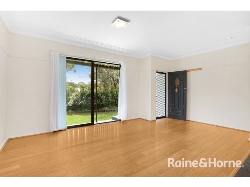 2 Peach Tree Lane, Kirrawee NSW 2232