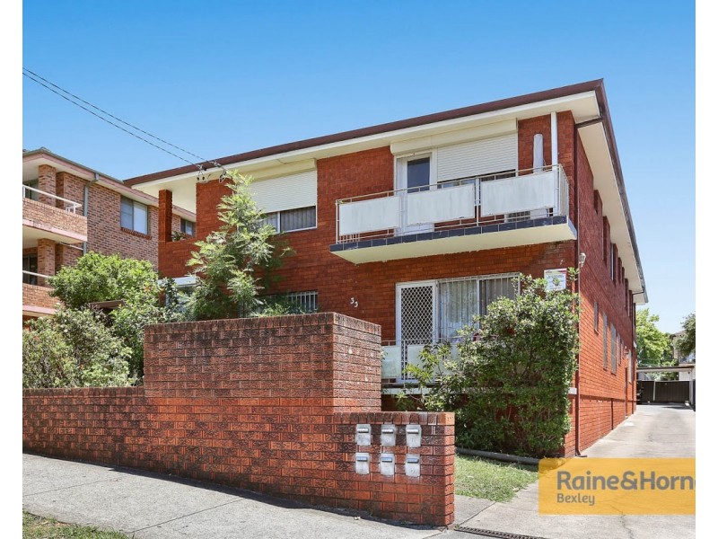 2/33 Claremont Street, Campsie NSW 2194