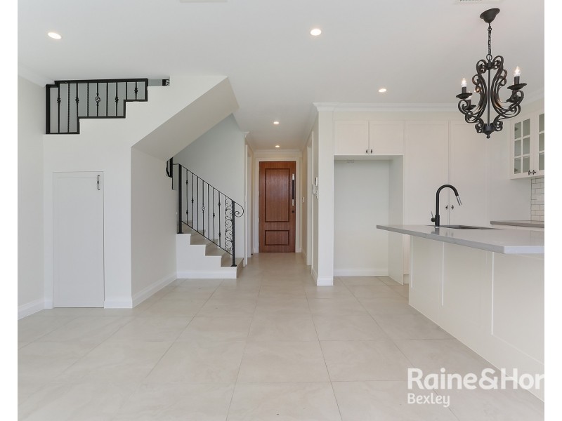 2/45 Lorraine Ave, Bardwell Valley NSW 2207