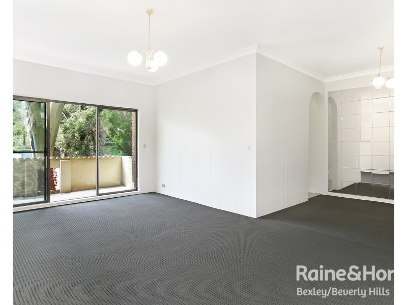 2/376 Railway Parade, Carlton NSW 2218