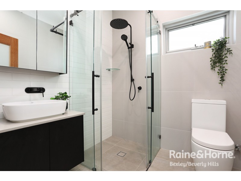 8 Leslie Road, Bexley NSW 2207