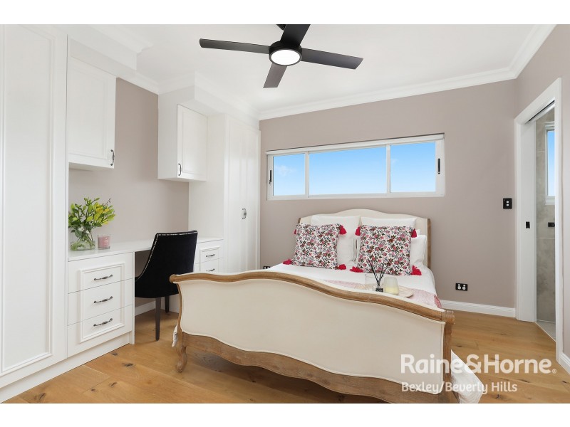 10 Wolli Street, Kingsgrove NSW 2208