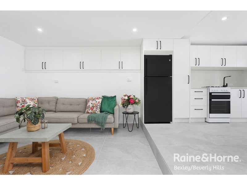 10 Wolli Street, Kingsgrove NSW 2208