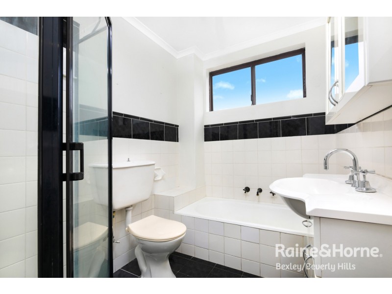 8/679 Forest Road, Bexley NSW 2207