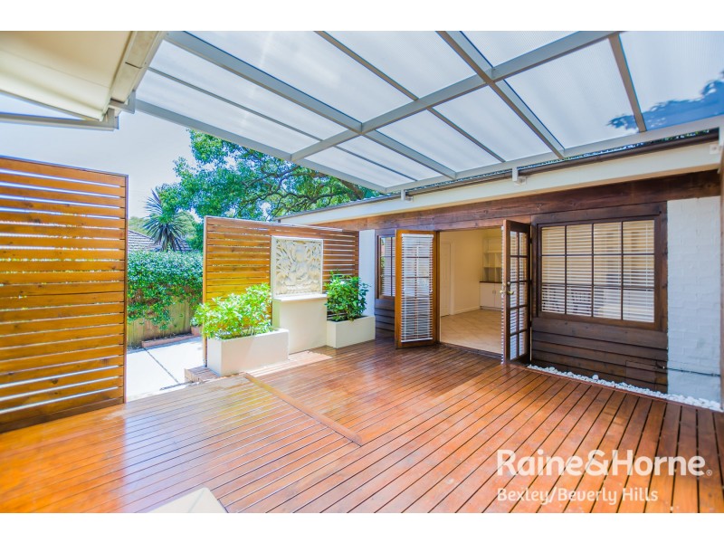 15a Australia Street, Hurstville NSW 2220