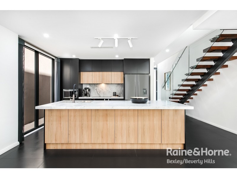 27A Warren Road, Marrickville NSW 2204