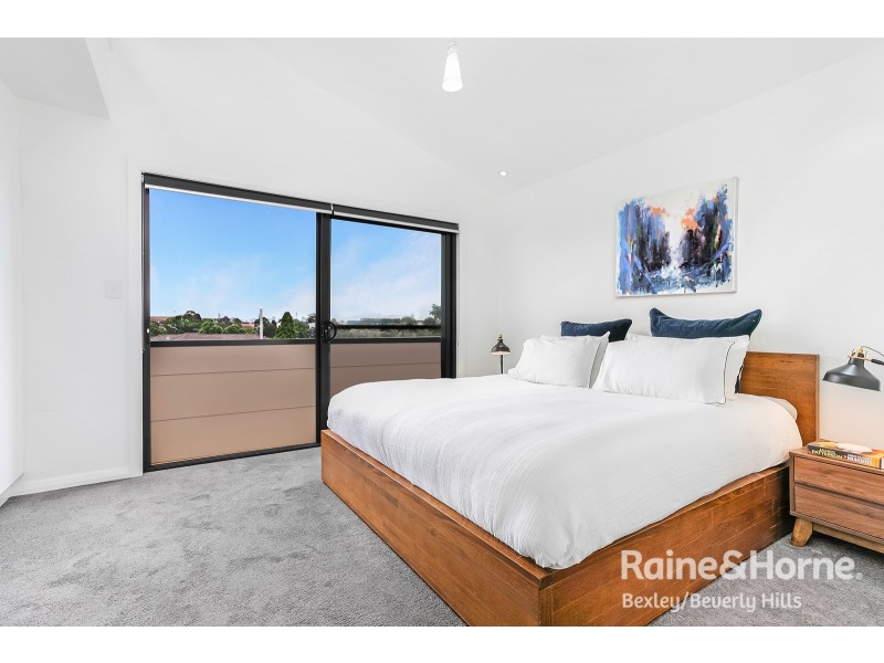 27A Warren Road, Marrickville NSW 2204