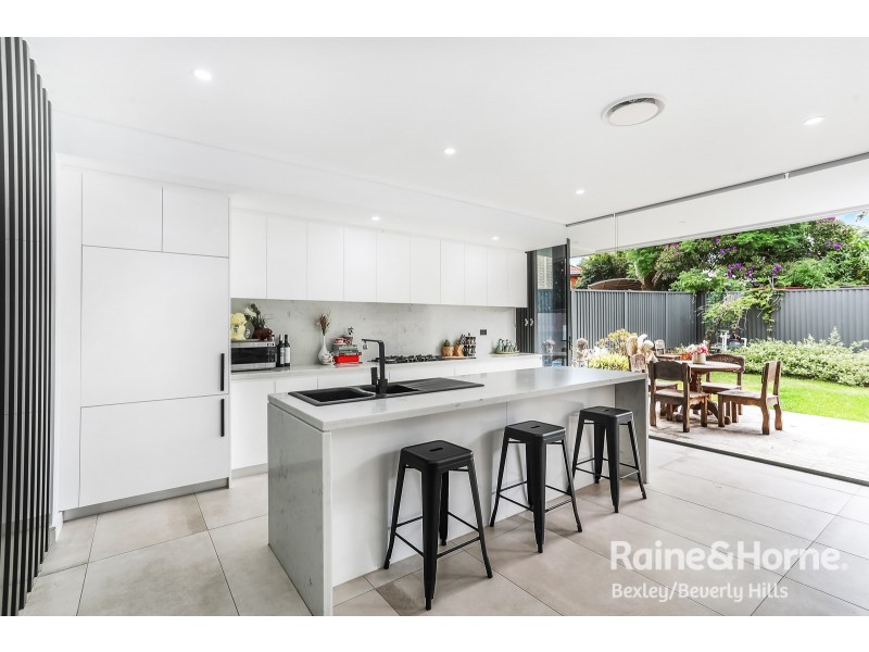 2c Carbethon Crescent, Beverly Hills NSW 2209