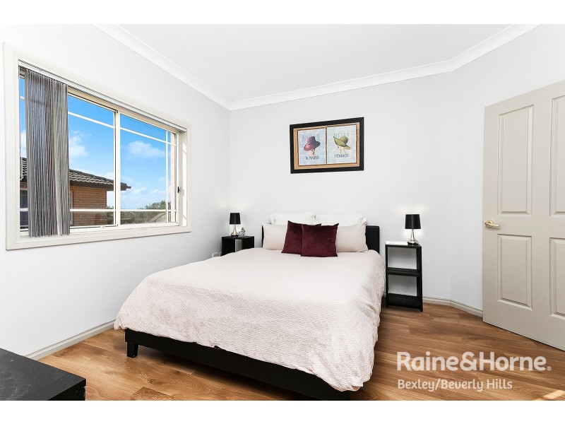 1/25-27 Bower Street, Roselands NSW 2196