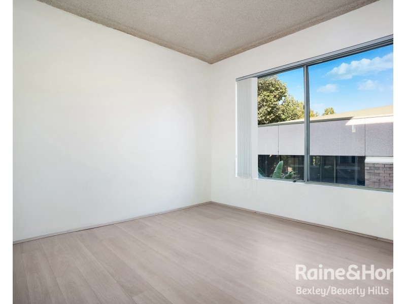 3/15 Gloucester Road, Hurstville NSW 2220