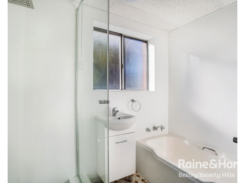 3/15 Gloucester Road, Hurstville NSW 2220