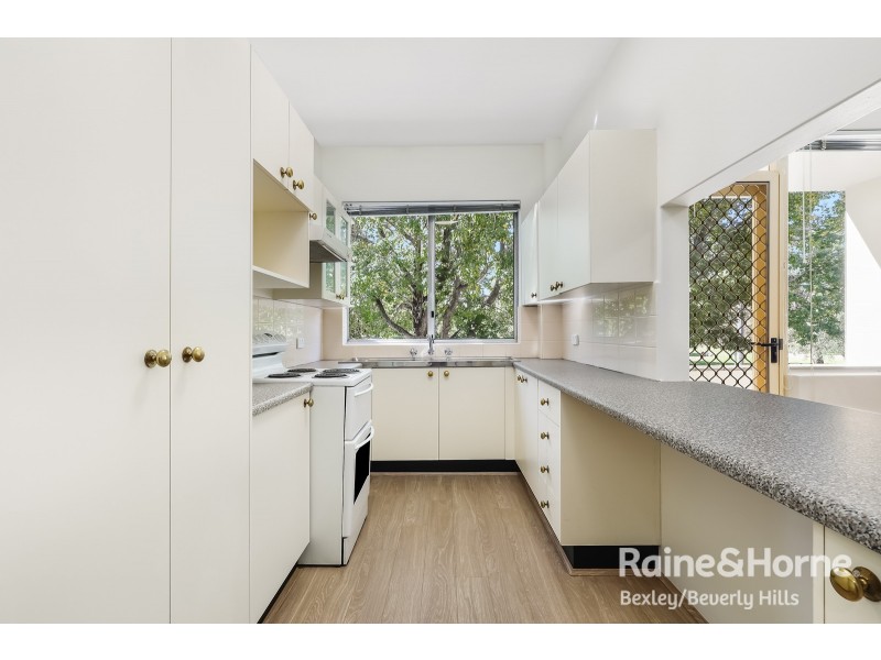 2/39 Mill Street, Carlton NSW 2218