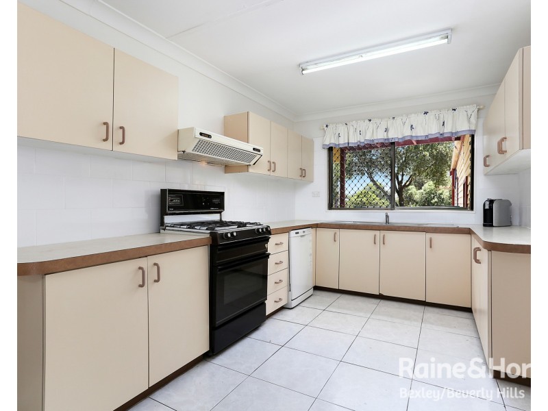 28 Lloyd Street, Bexley NSW 2207