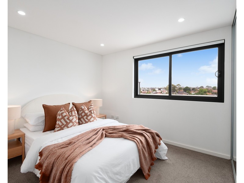 305/2a Cooks Ave, Canterbury NSW 2193