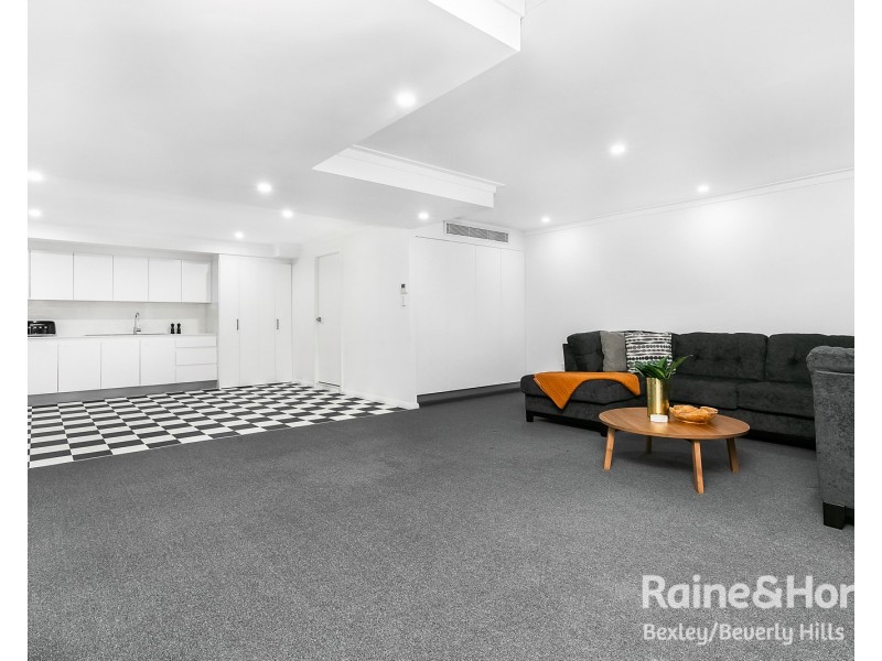 27A Warren Road, Marrickville NSW 2204