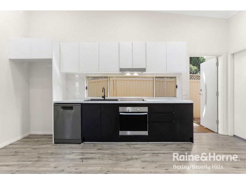 8A Chamberlain Road, Bexley NSW 2207