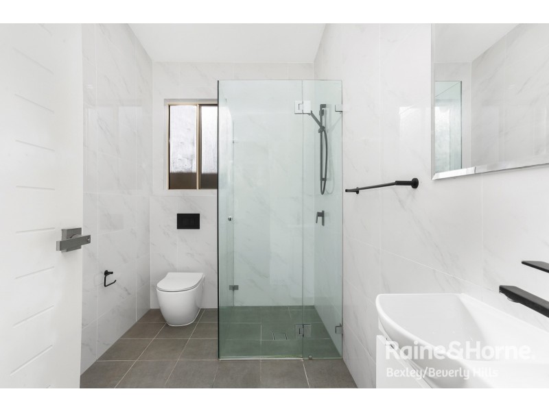 8A Chamberlain Road, Bexley NSW 2207