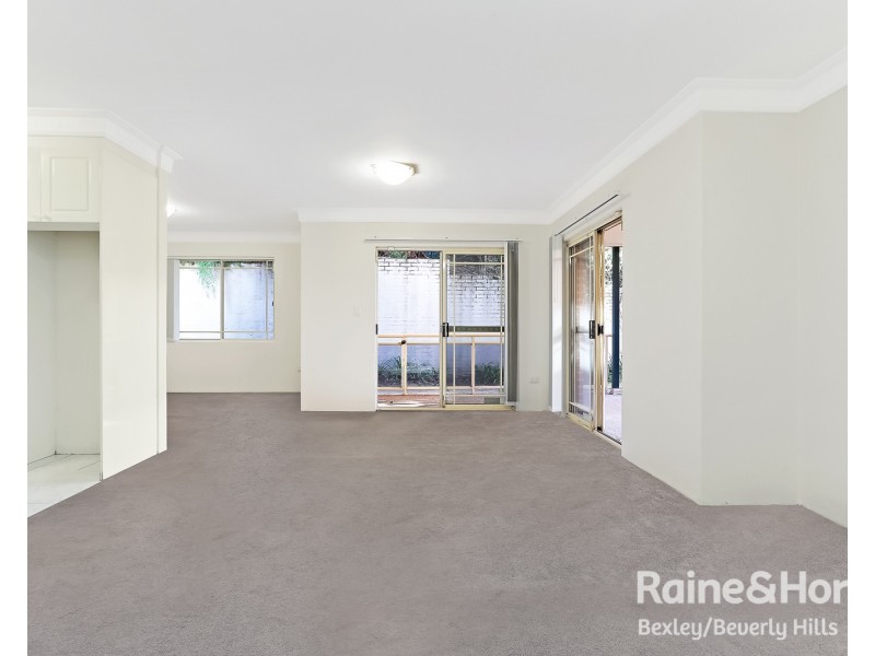 2/16-20 Winchester Street, Carlton NSW 2218