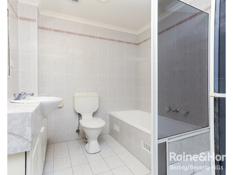 2/16-20 Winchester Street, Carlton NSW 2218