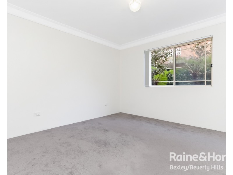 2/16-20 Winchester Street, Carlton NSW 2218