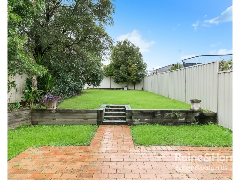 6a Mavis Avenue, Peakhurst NSW 2210