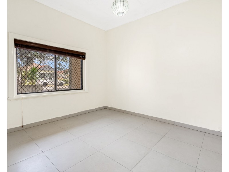 14 Highworth Avenue, Bexley NSW 2207