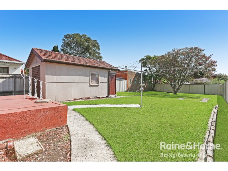 28 Ponyara Road, Beverly Hills NSW 2209