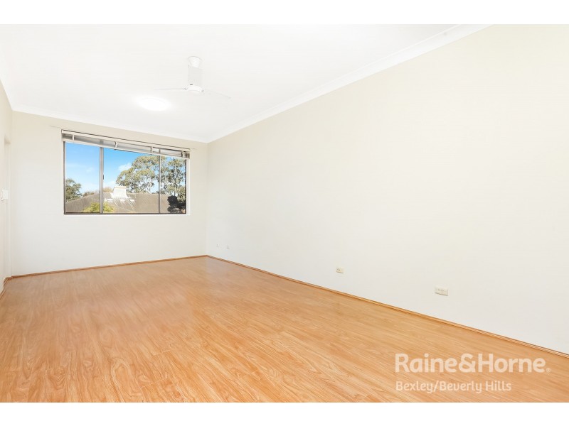 8/10-12 Carnarvon Street, Carlton NSW 2218