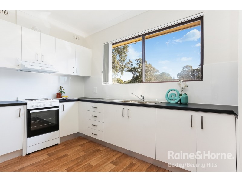 7/64-66 Hampton Court Road, Carlton NSW 2218