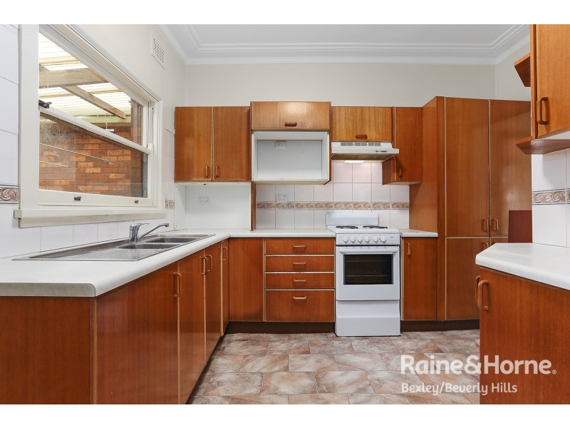 26 Stuart Street, Blakehurst NSW 2221