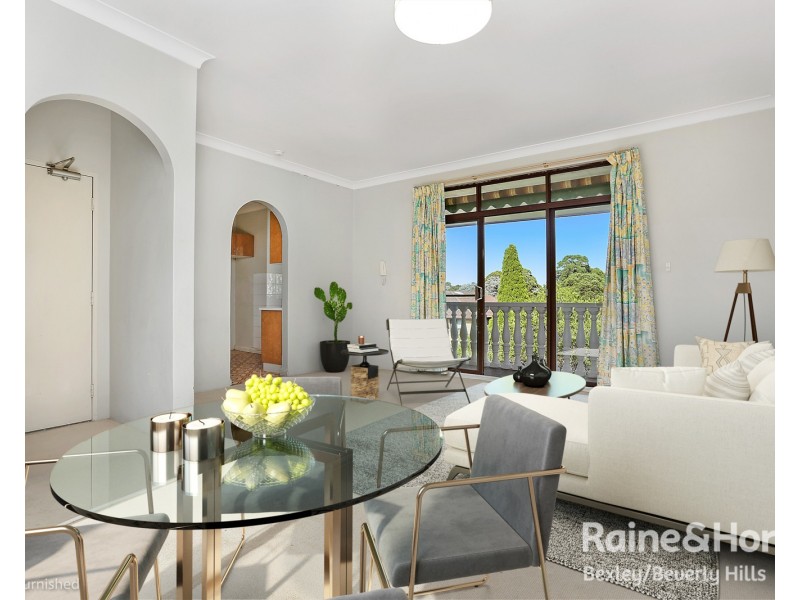 14/6-10 Winchester Street, Carlton NSW 2218
