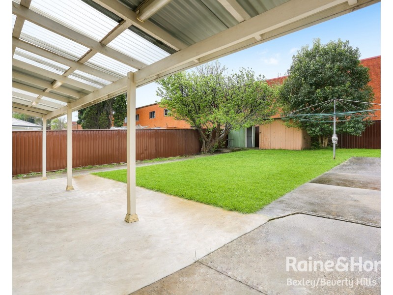 71 Glamis Street, Kingsgrove NSW 2208